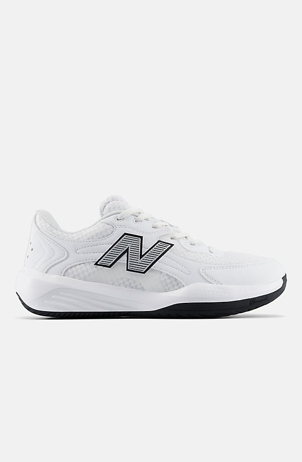 New Balance Women's 696v7 Shoes